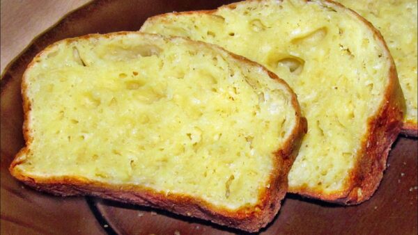 Ароматный сырный хлеб