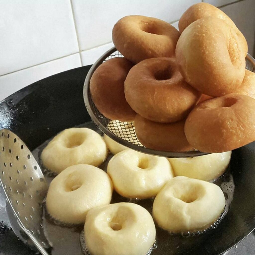 Вкусные пончики рецепт приготовления в домашних условиях с фото