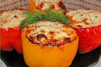 КУРИЦА в перце, ЗАПЕЧЕННАЯ в духовке под СЫРНОЙ корочкой!