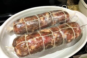 Колбаса домашняя в духовке «Лентяйка» без оболочки, мясорубки и коптильни. Проще некуда!