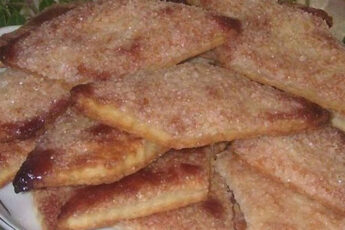 Простое в приготовлении и очень вкусное, хрустящее печенье