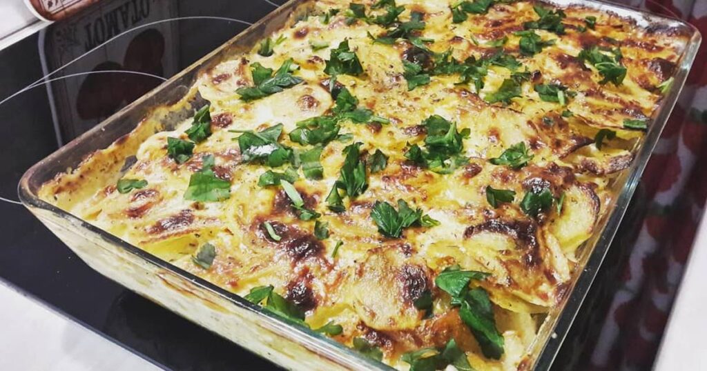 Запеканка из картофеля и курицы
