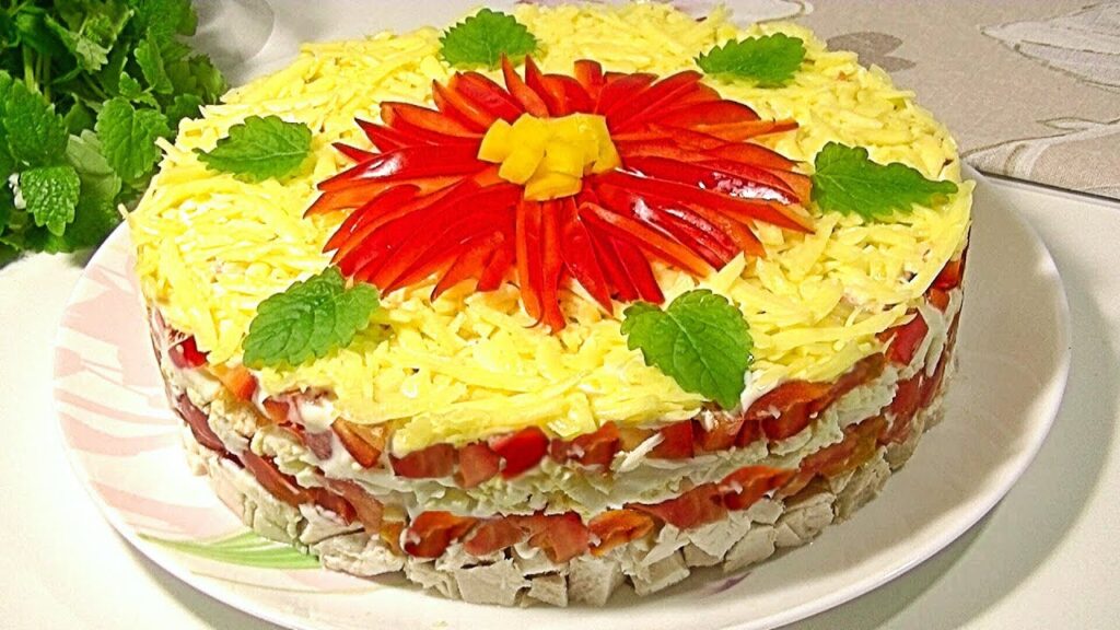Потрясающий осенний салат «Астра» с курицей и перцем
