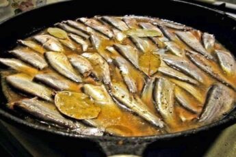 ВКУСНЫЕ ДОМАШНИЕ ШПРОТЫ