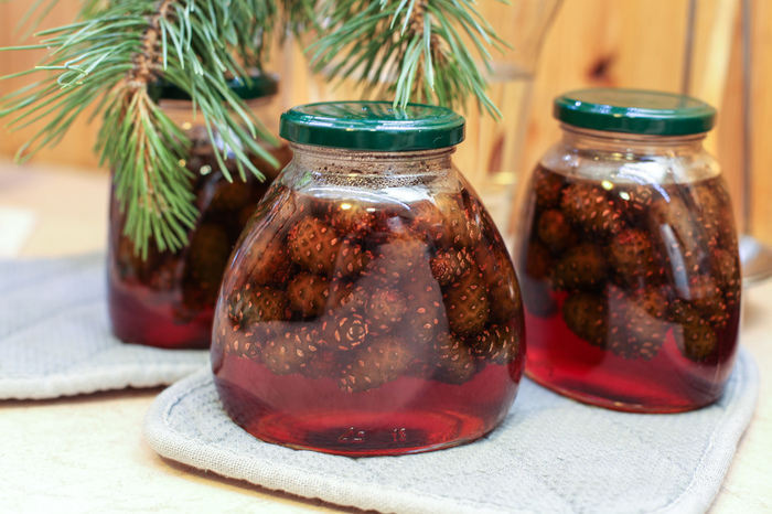 Простая дедовская настойка для повышения иммунитета от старого рыбака
