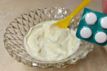 Простая маска с потрясающим результатом. Морщинки и пятна с лица пропадут