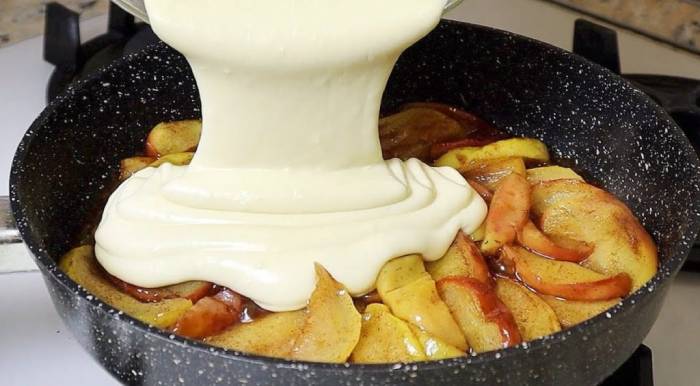 Яблочный пирог-перевертыш на сковороде всего за 20 минут. Быстрый и простой рецепт