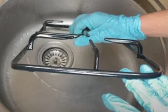 Решетка для газовой плиты будет как новая! Бабушкин способ очистки, работающий безотказно (делюсь)