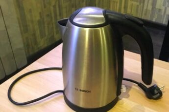 Оказывается, я всю жизнь неправильно кипятила чайник. Удивилась, когда узнала