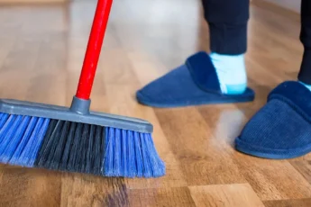 Когда захожу в квартиру, сразу обращаю внимание на несколько вещей, по ним сразу можно определить чистоплотность хозяйки