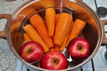 Зачем я варю 1 кг моркови с яблоками? Такого в магазине не купишь! Так мало кто готовит, а зря.