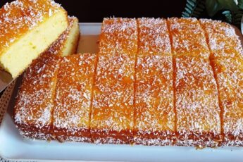 Десерт на каждый день. Абрикосовый пирог за 30 минут: невероятно вкусный и быстрый рецепт