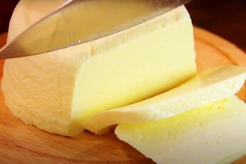 Сделайте сами: сыр в домашних условиях. 3 ингредиента и 15 минут времени