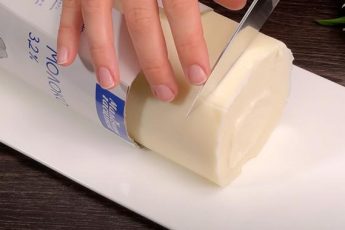 Готовим 1 килограмма твердого сыра из 1 литра молока: процесс прост и беззаботен