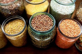 Чем запасаться впрок: продукты самого длительного хранения