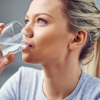 Как вы пьете воду? Уверены, что 90% из вас делают это неправильно и вот почему