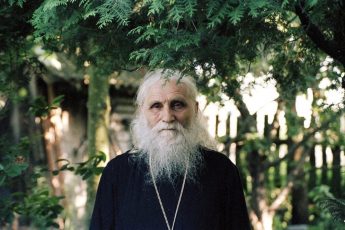 Не жалуйтесь на детей - о чём нельзя рассказывать родителям: мудрость старца Николая Гурьянова
