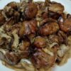 Запеченная в духовке куриная печень: быстрое, питательное и недорогое блюдо, которое понравится всем.