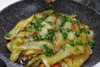 САМЫЙ ВКУСНЫЙ САТАРАШ: Это самое дешевое блюдо из перца, баклажанов и помидоров, рецепт которого вас обязательно попросят.
