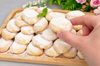 Печенье для любимых детей: рассыпчатое и безумно вкусное. Выпекаю за 12 минут из того, что есть на любой кухне
